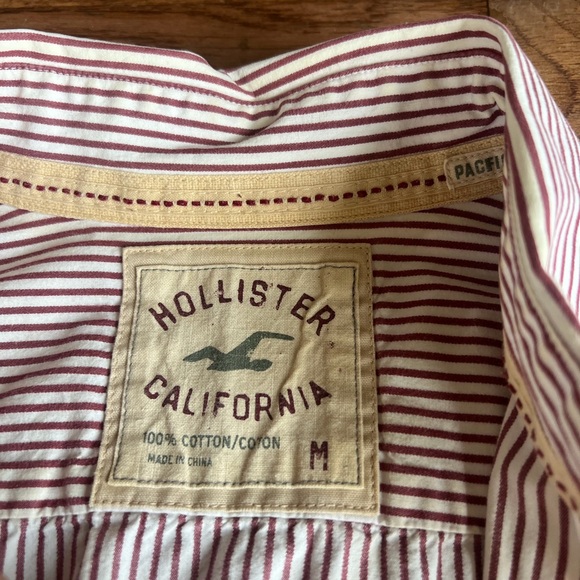 Hollister Pacific Merch Red Stripe Button Down Shirt Cotton Size M - Picture 4 of 7